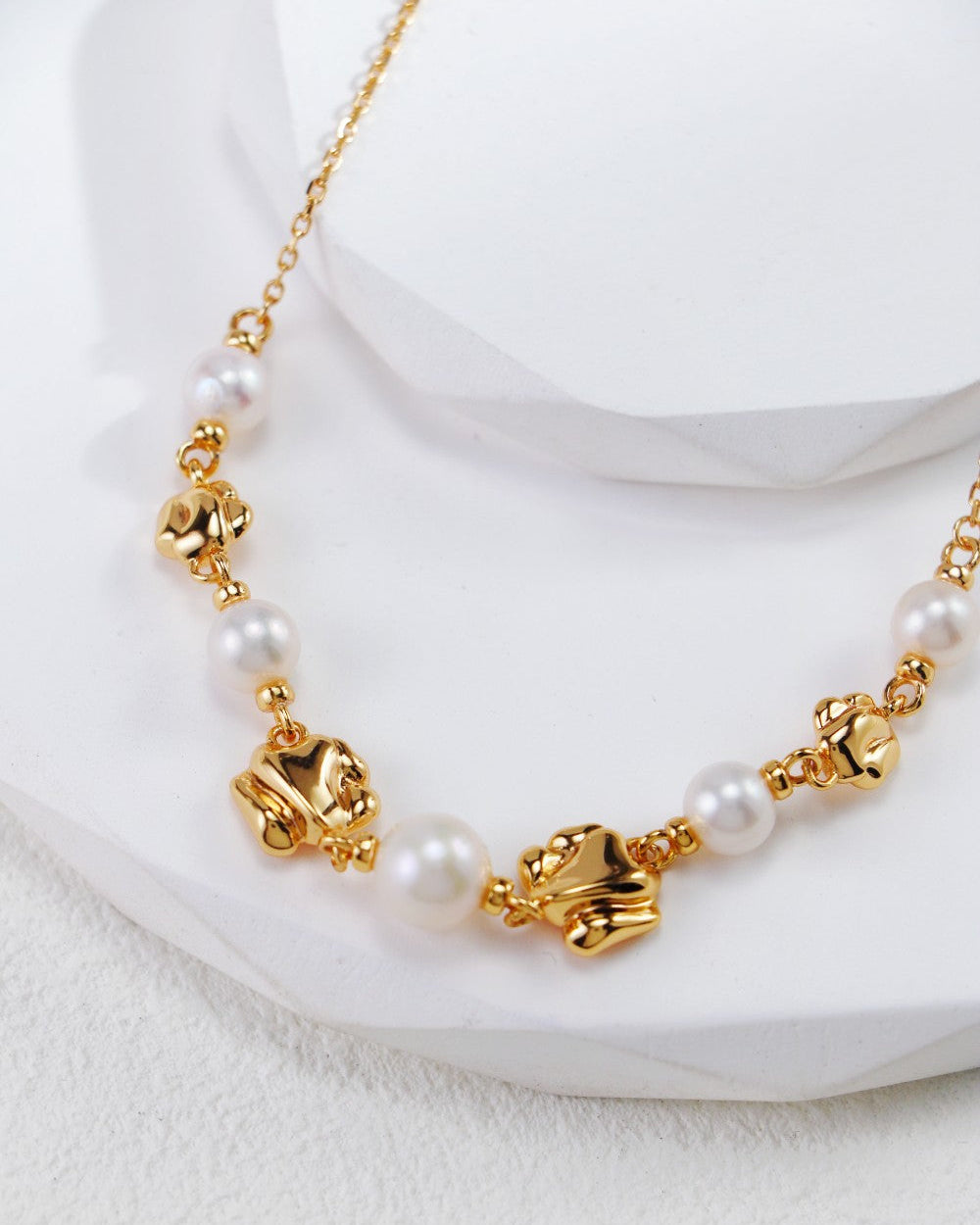 Molten Gold & Pearl Necklace