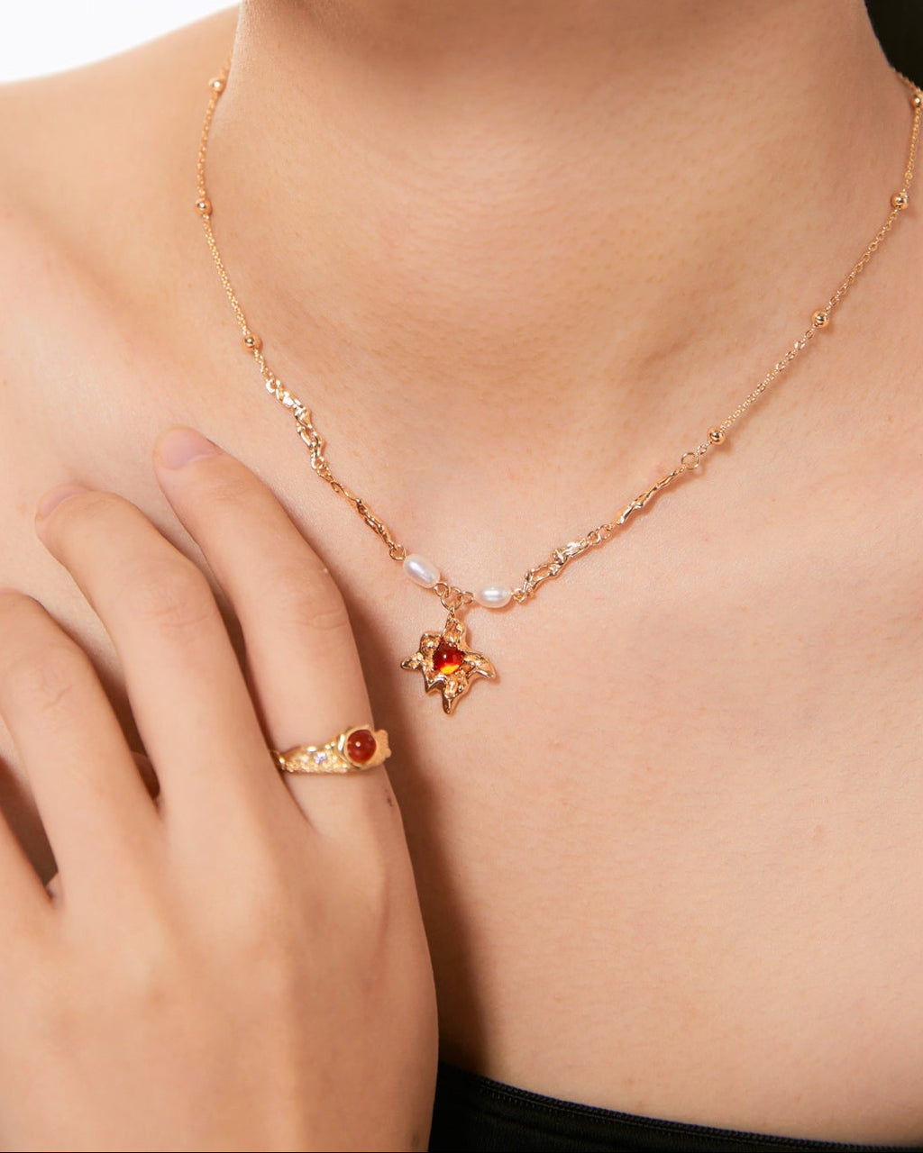 Crimson Agate Pearl Necklace